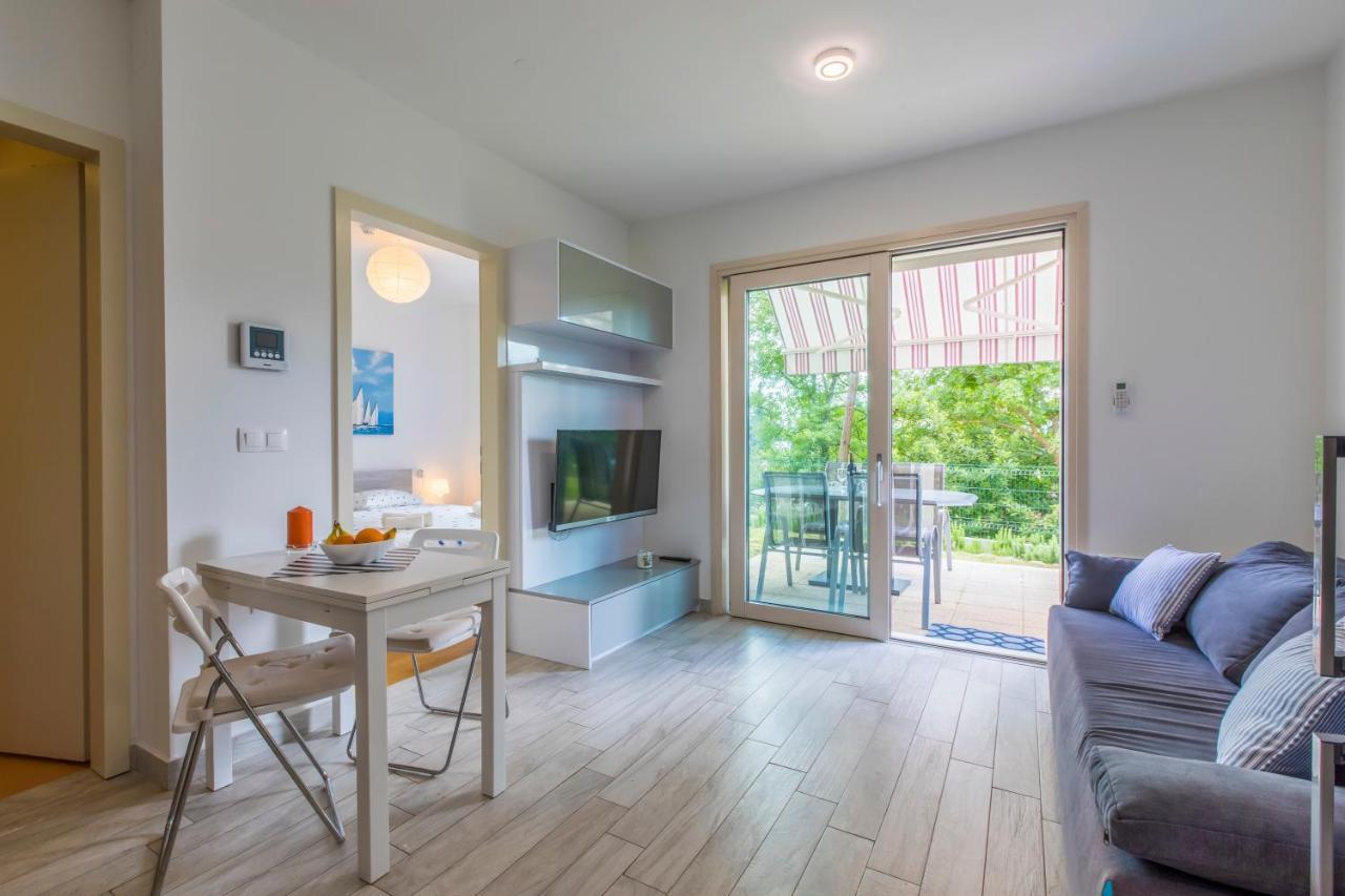 Mb Apartmani Crikvenica Luaran gambar