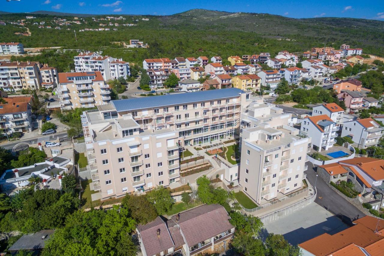 Mb Apartmani Crikvenica Luaran gambar